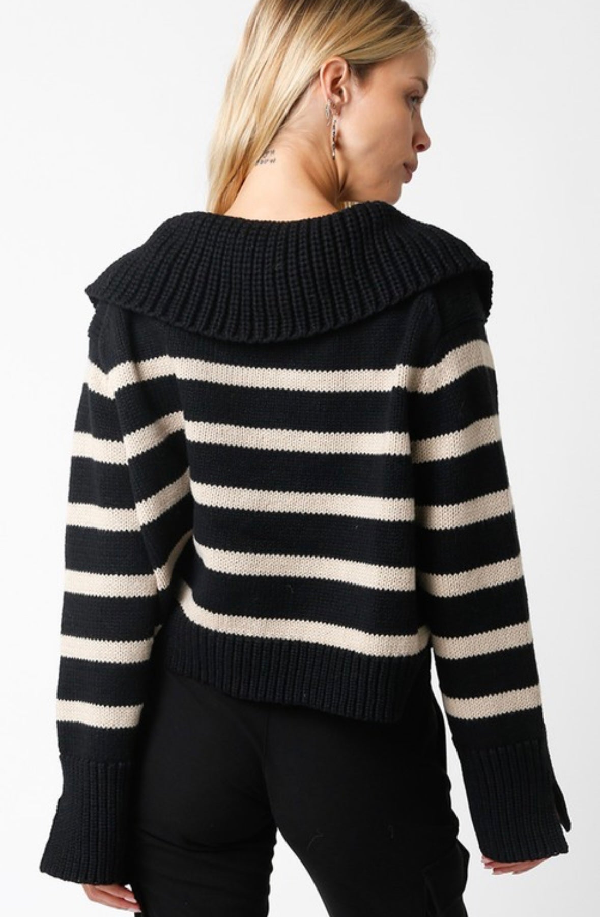 Daphne Sweater in Black and Nude